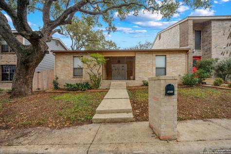 5811 Rue Royale San Antonio TX 78240