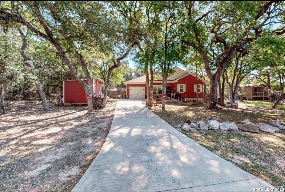 1118 Lonesome Canyon Lake TX 78133