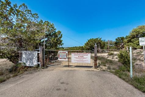 1118 Lonesome Canyon Lake TX 78133
