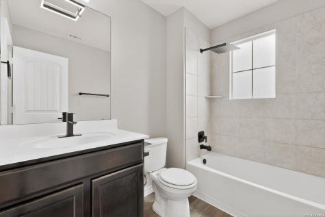 5506 Toledo Breeze San Antonio TX 78222