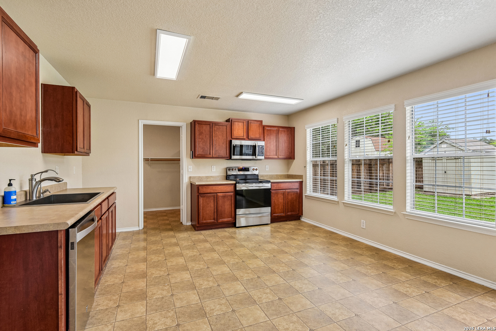 11135 Andover Peak San Antonio TX 78254