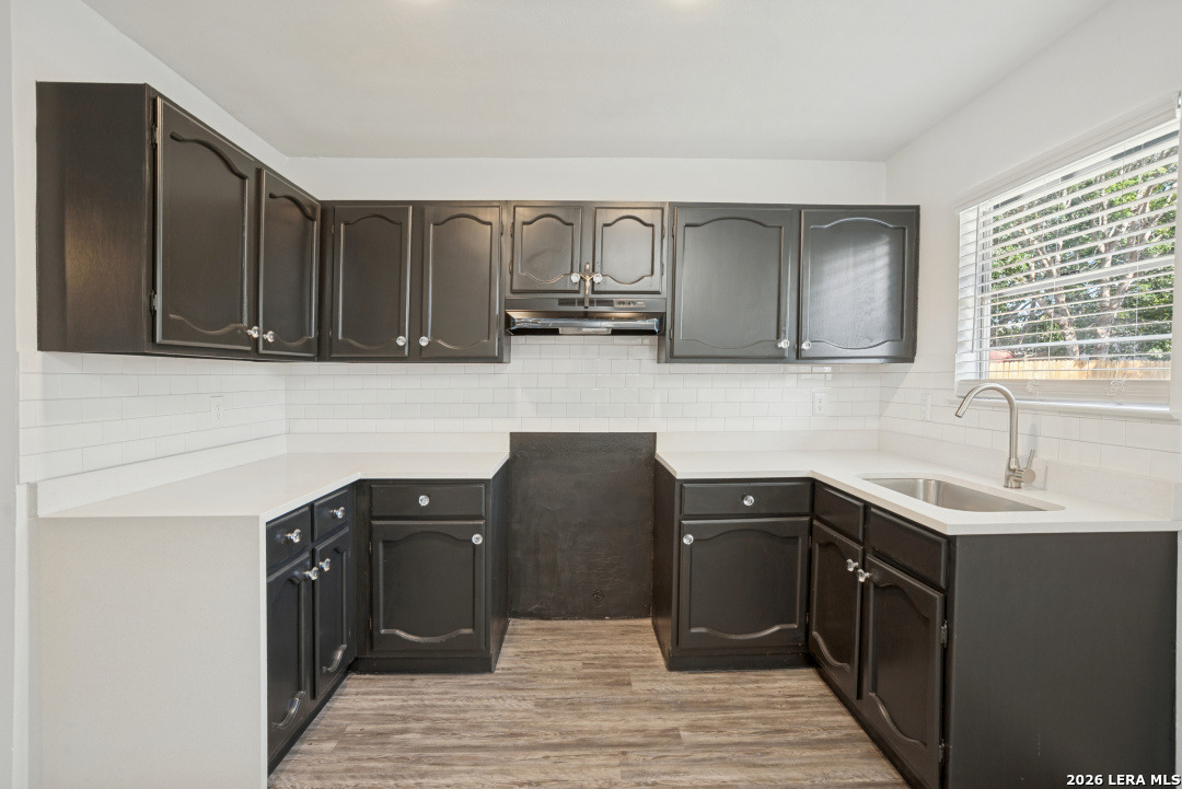 9506 Cliff Way Street San Antonio TX 78250
