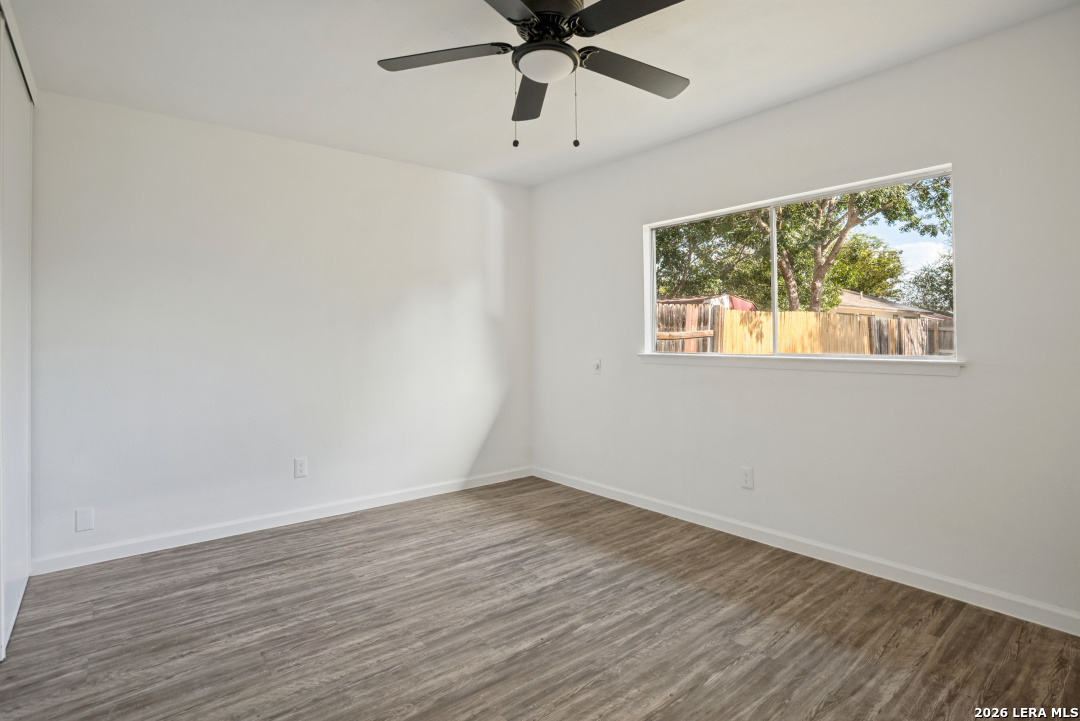 9506 Cliff Way Street San Antonio TX 78250