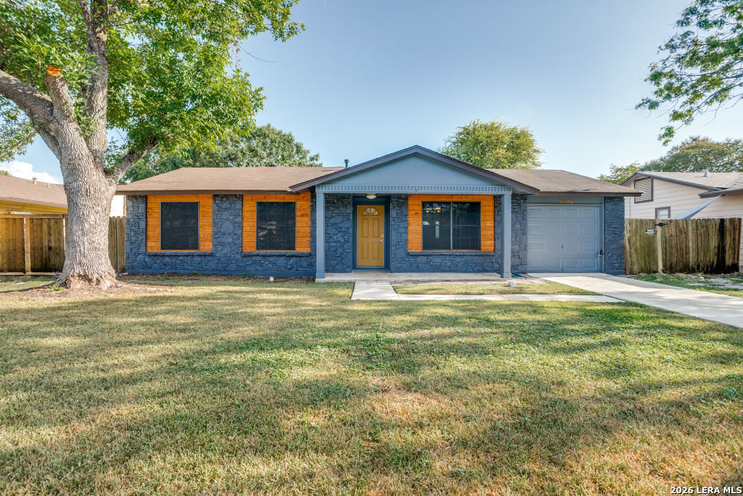 9506 Cliff Way Street San Antonio TX 78250