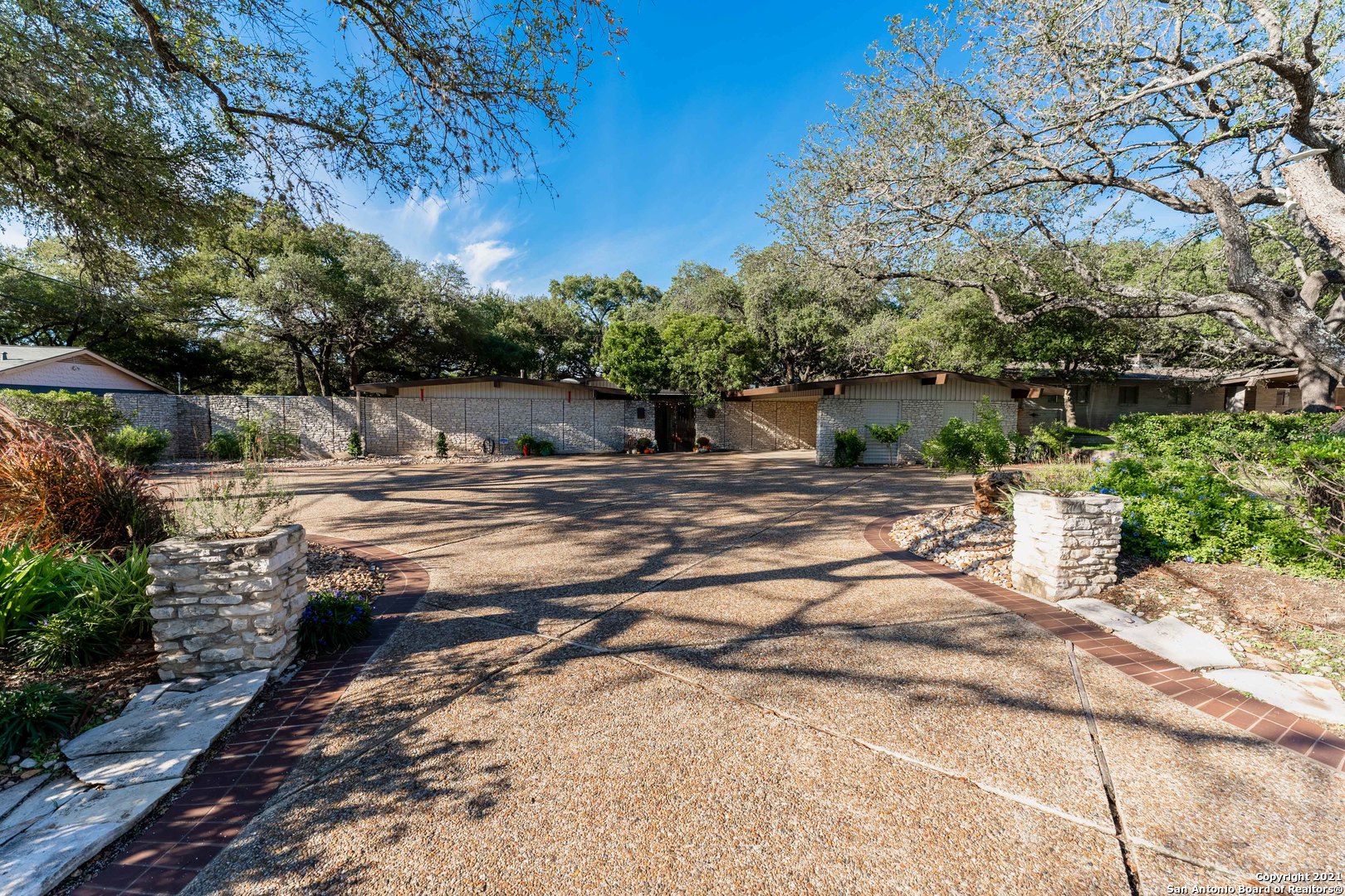 1406 Grey Oak Drive San Antonio TX 78213