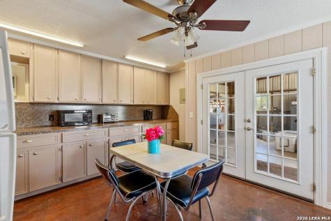 434 W Turner Court Johnson City TX 78636
