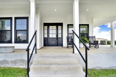 149 County Road 256 Floresville TX 78114