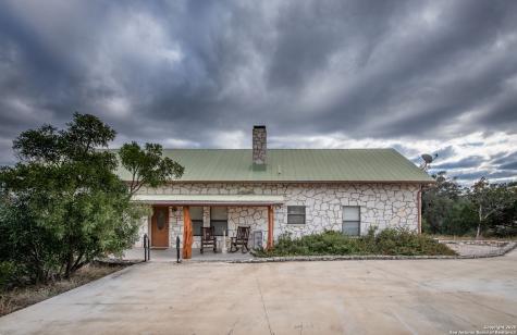 50 Indian Paintbrush Trail Concan TX 78838