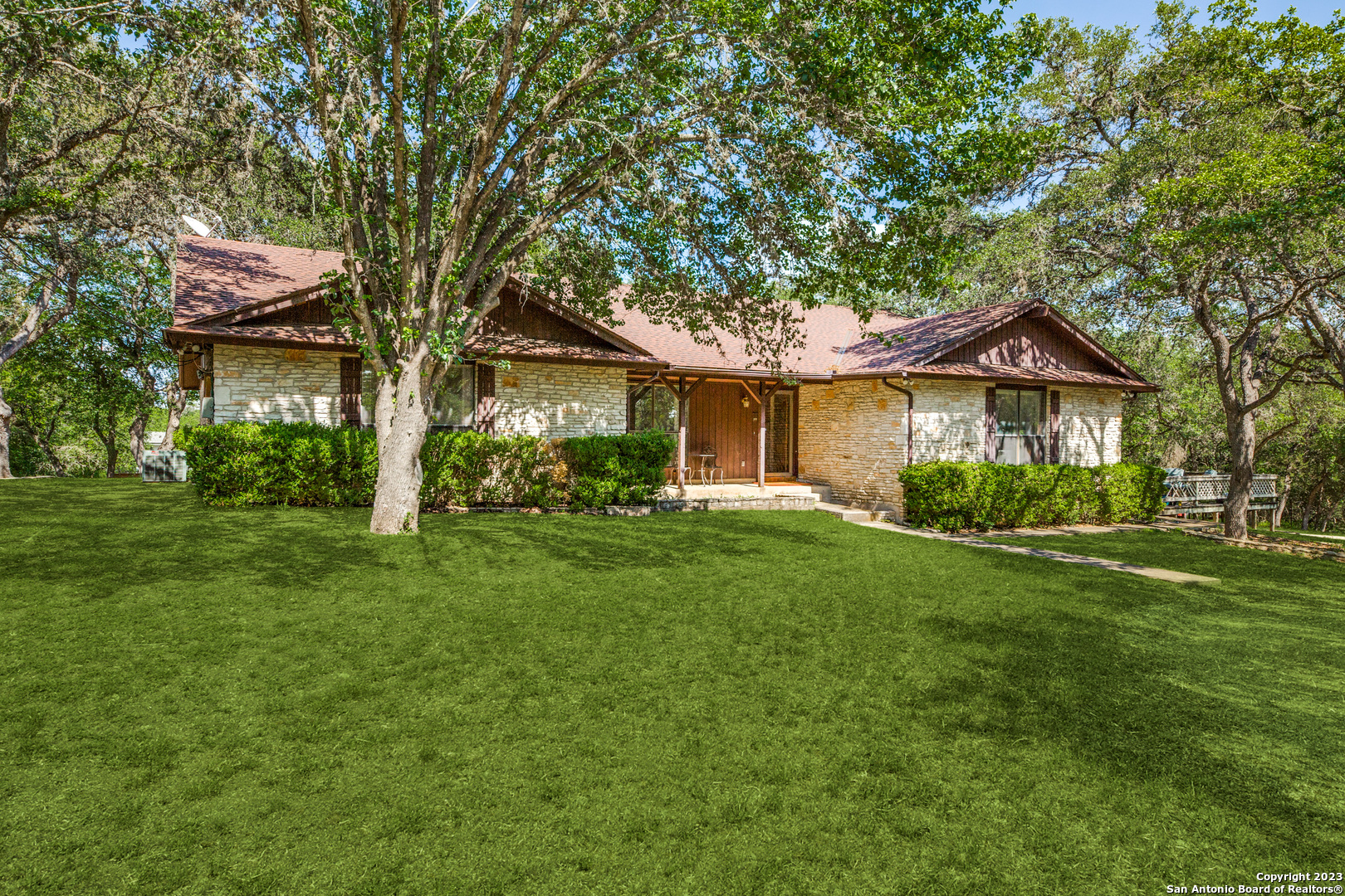 8946 Garden Ridge Drive San Antonio TX 78266