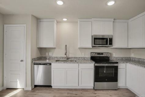 310 W Evergreen Street #107 San Antonio TX 78212