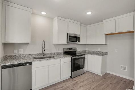 310 W Evergreen Street #107 San Antonio TX 78212