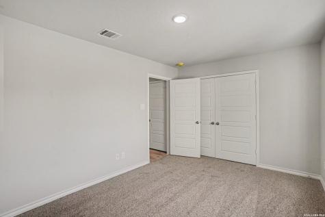 310 W Evergreen Street #107 San Antonio TX 78212