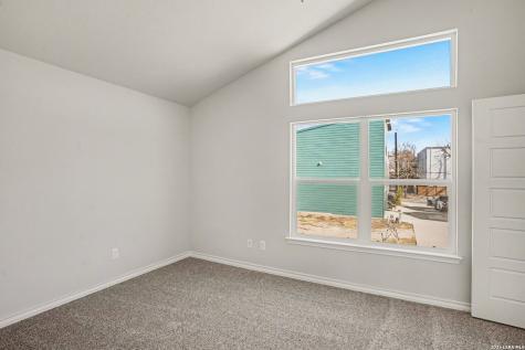 310 W Evergreen Street #107 San Antonio TX 78212