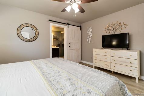 1447 Springwater Canyon Lake TX 78133