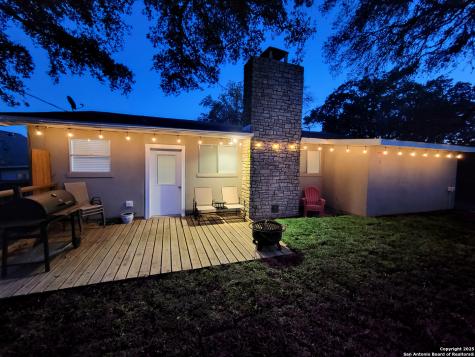 1447 Springwater Canyon Lake TX 78133