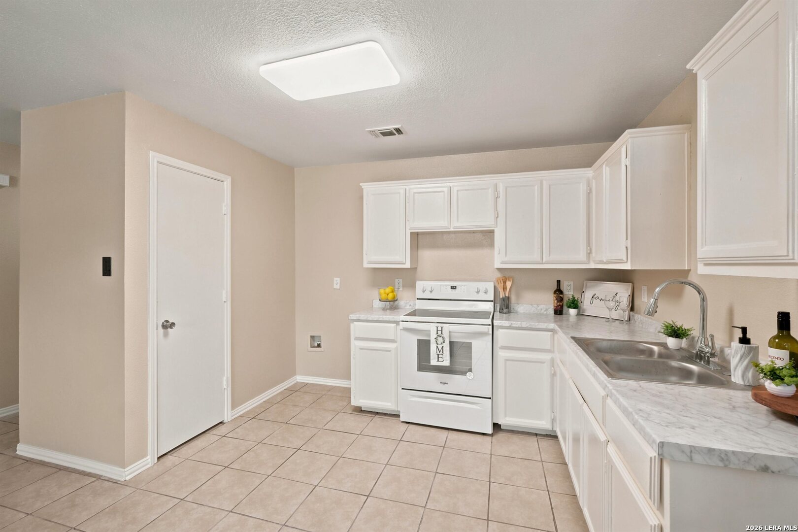 8746 Seven Seas Drive San Antonio TX 78242