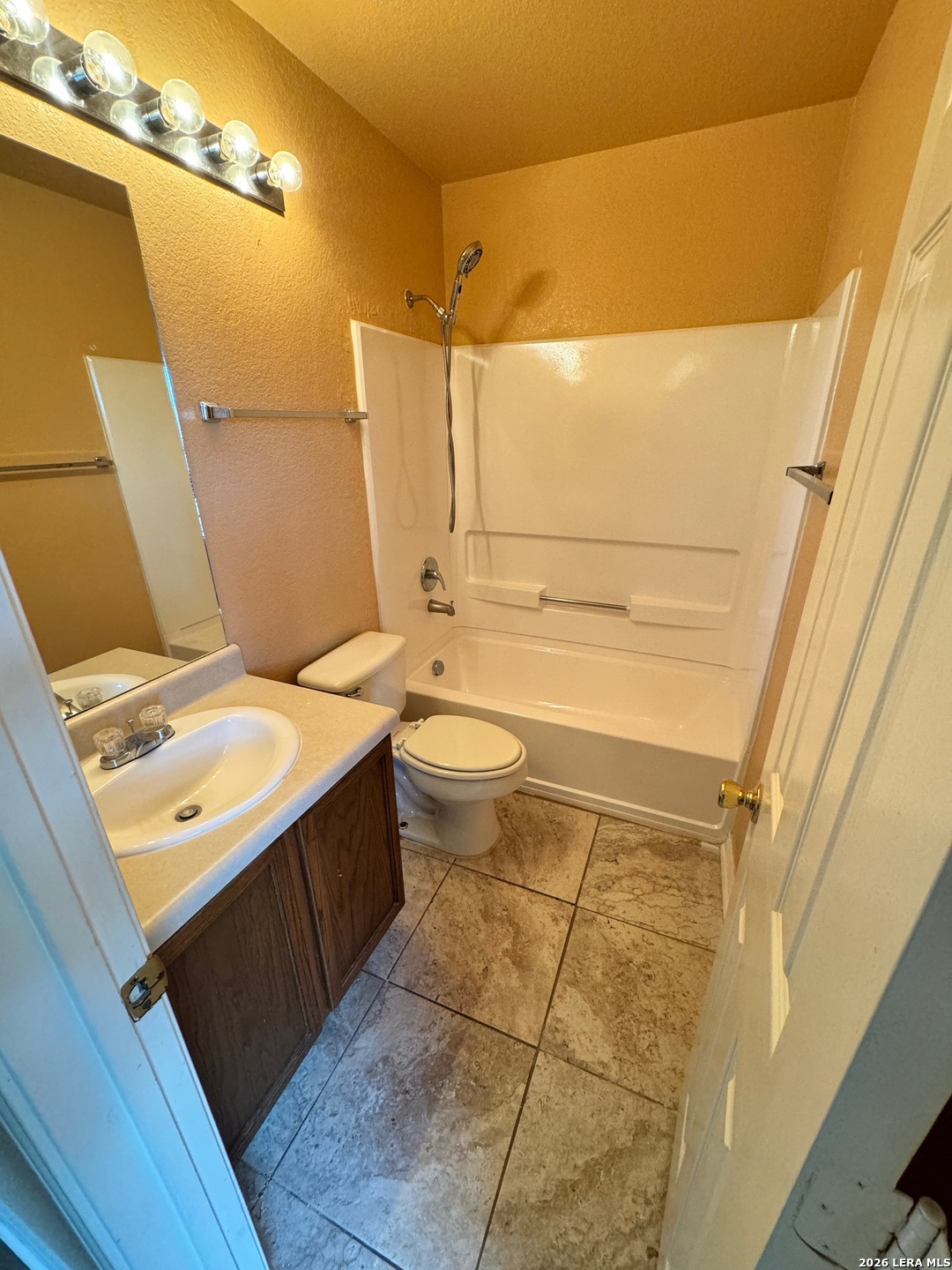 9140 Timber Path #905 San Antonio TX 78250