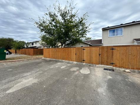 9140 Timber Path #905 San Antonio TX 78250