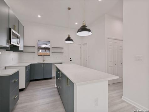 151 Vine Street San Antonio TX 78210