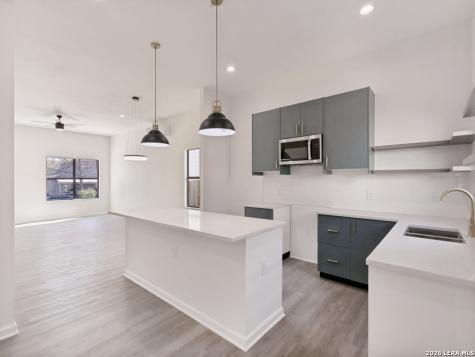 151 Vine Street San Antonio TX 78210