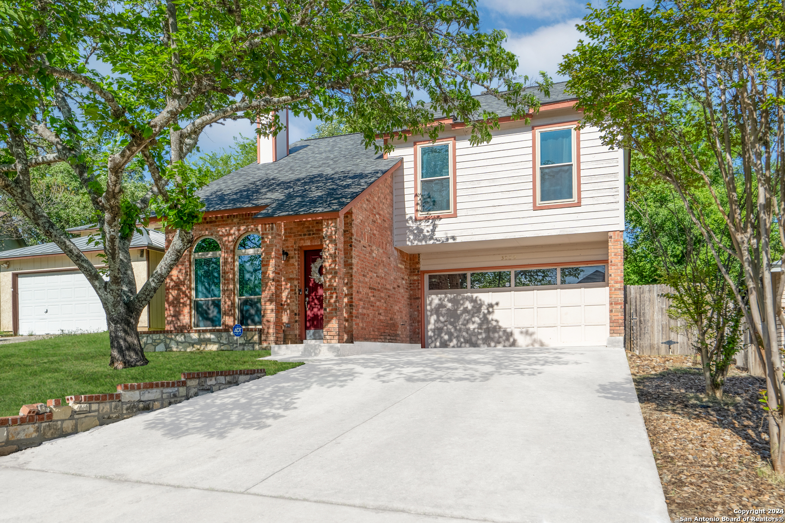 5230 Misty Hill San Antonio TX 78250