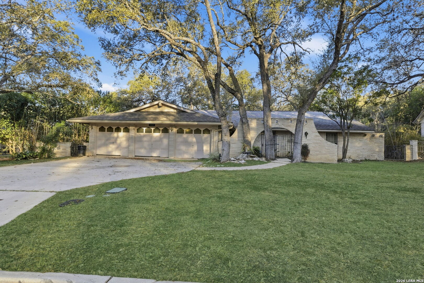 103 Castleoaks Castle Hills TX 78213