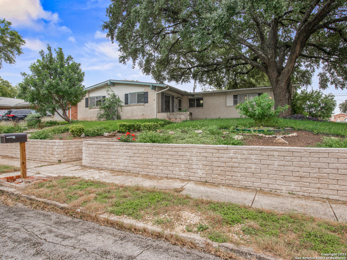 4402 Bikini Drive San Antonio TX 78218