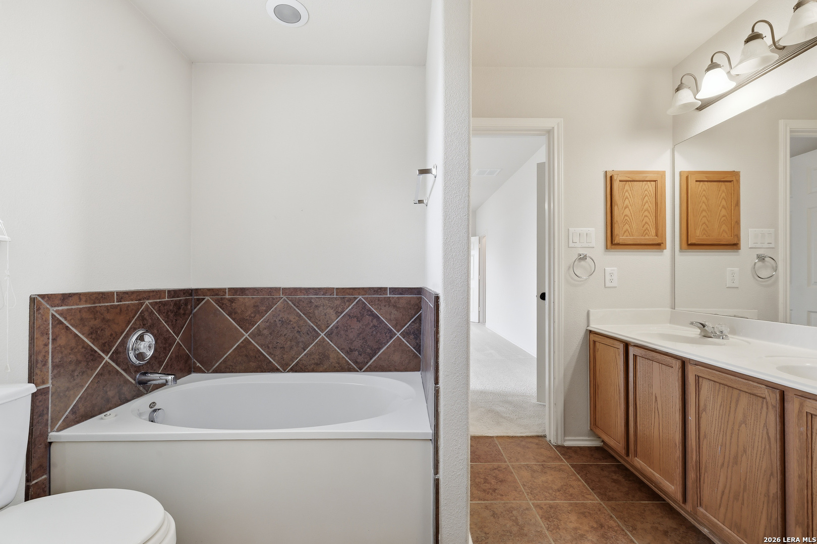 121 Sleepy Trail Cibolo TX 78108