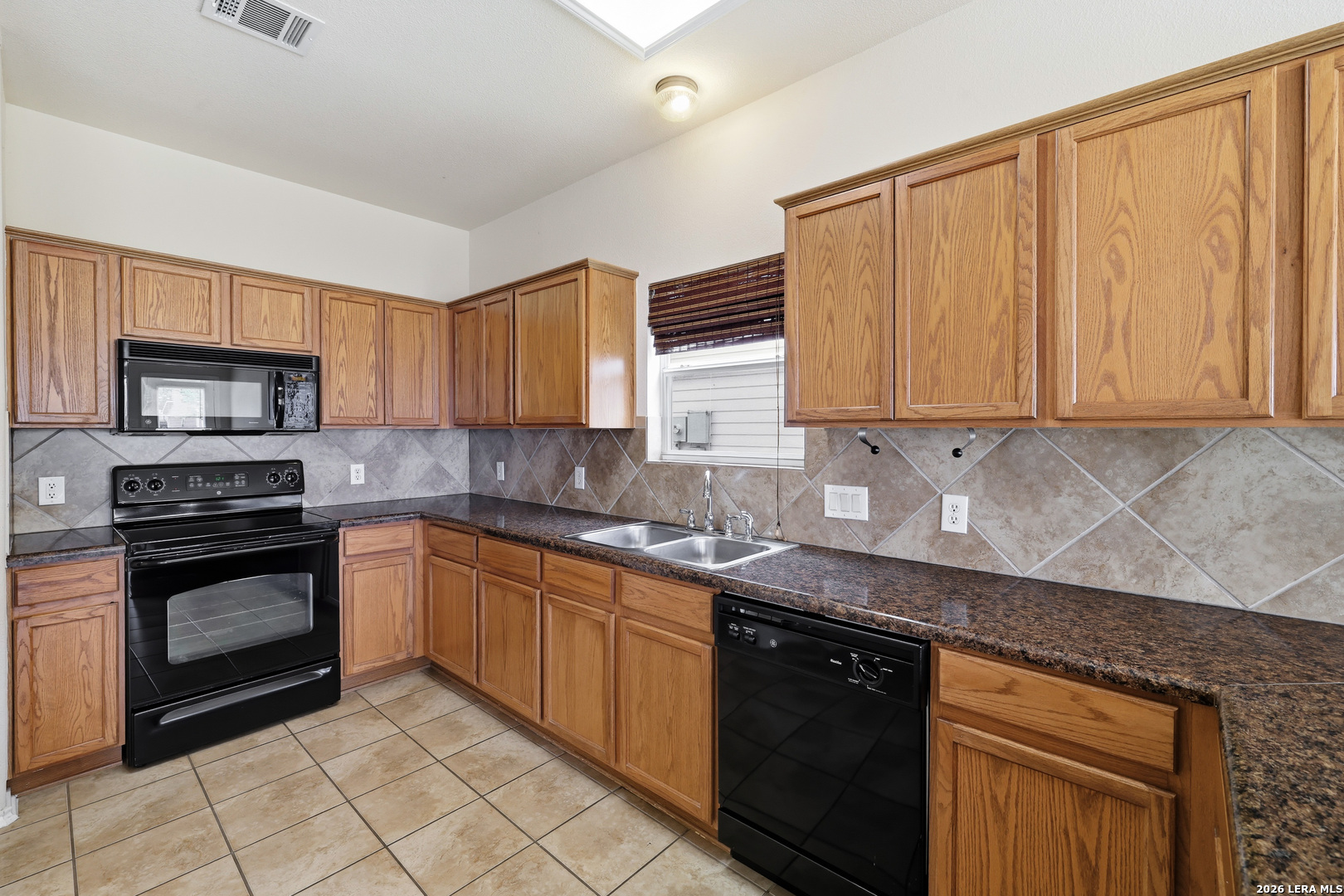 121 Sleepy Trail Cibolo TX 78108