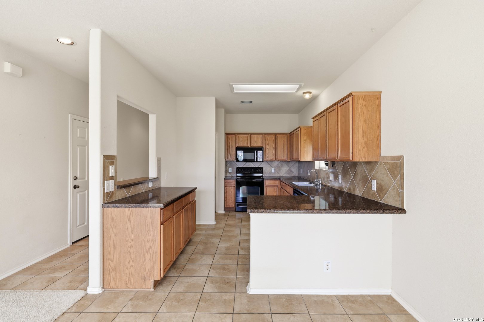 121 Sleepy Trail Cibolo TX 78108