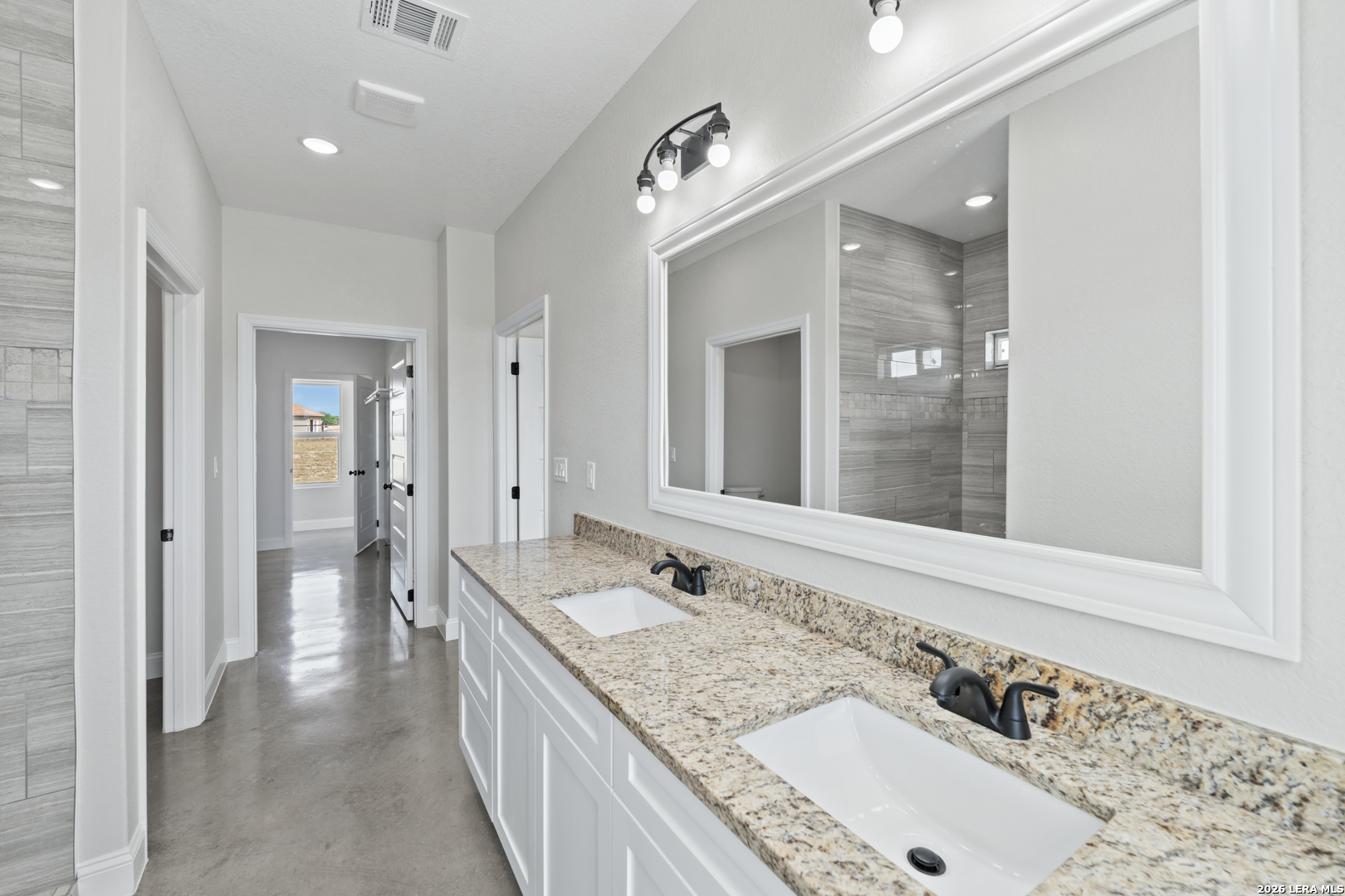 950 Mcconnell Road San Antonio TX 78069