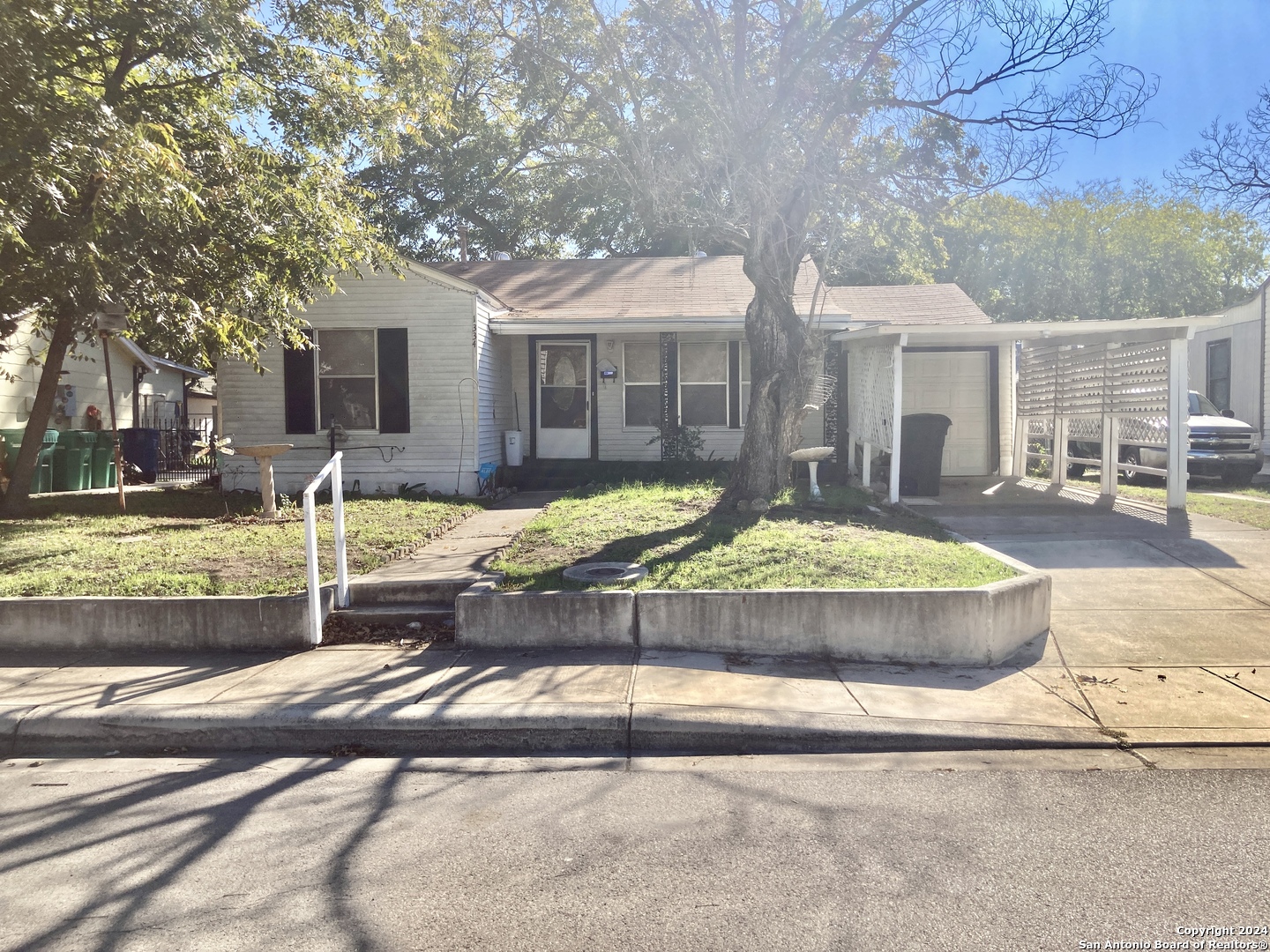 1334 W Theo Avenue San Antonio TX 78225