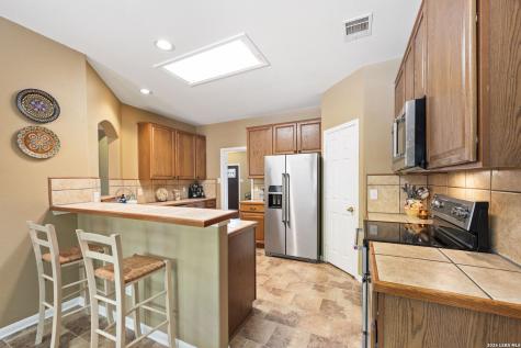 8707 Santa Fe Cove Helotes TX 78023