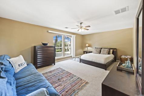 8707 Santa Fe Cove Helotes TX 78023