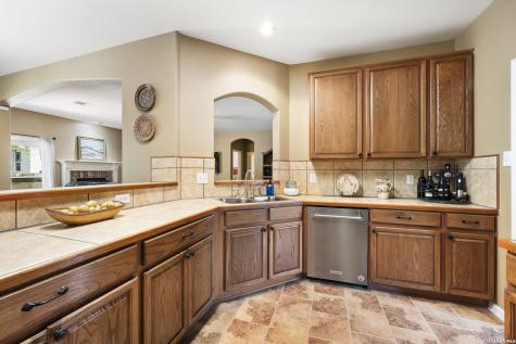 8707 Santa Fe Cove Helotes TX 78023