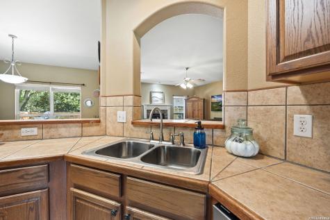 8707 Santa Fe Cove Helotes TX 78023