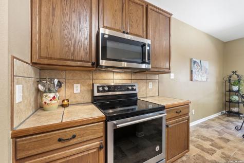 8707 Santa Fe Cove Helotes TX 78023