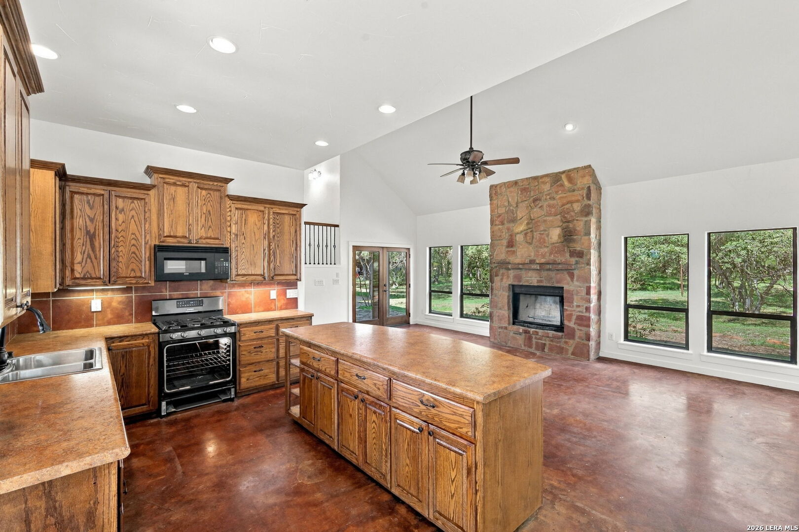 988 Coyote Ridge Spring Branch TX 78070