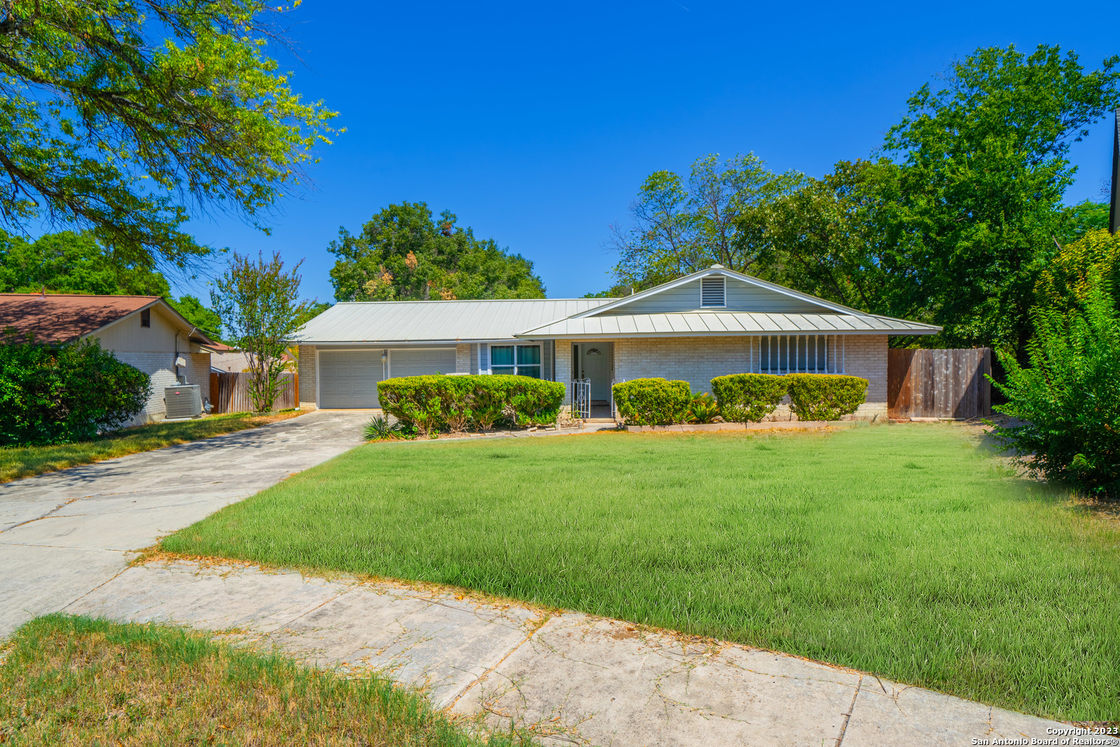 10204 Bull Run Street San Antonio TX 78230