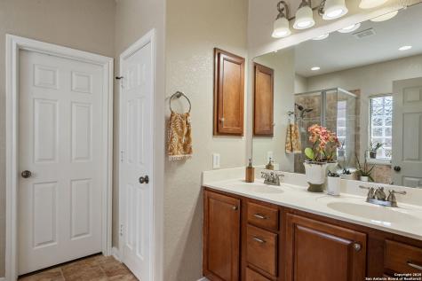 208 Cold River Boerne TX 78006