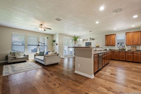 208 Cold River Boerne TX 78006