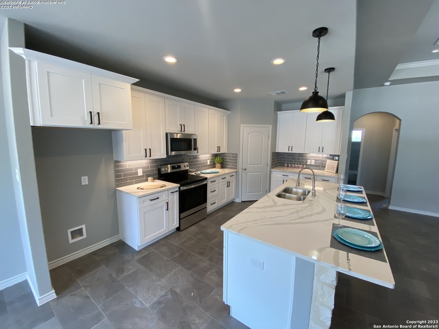 120 S Calvin Barrett Blanco TX 78606