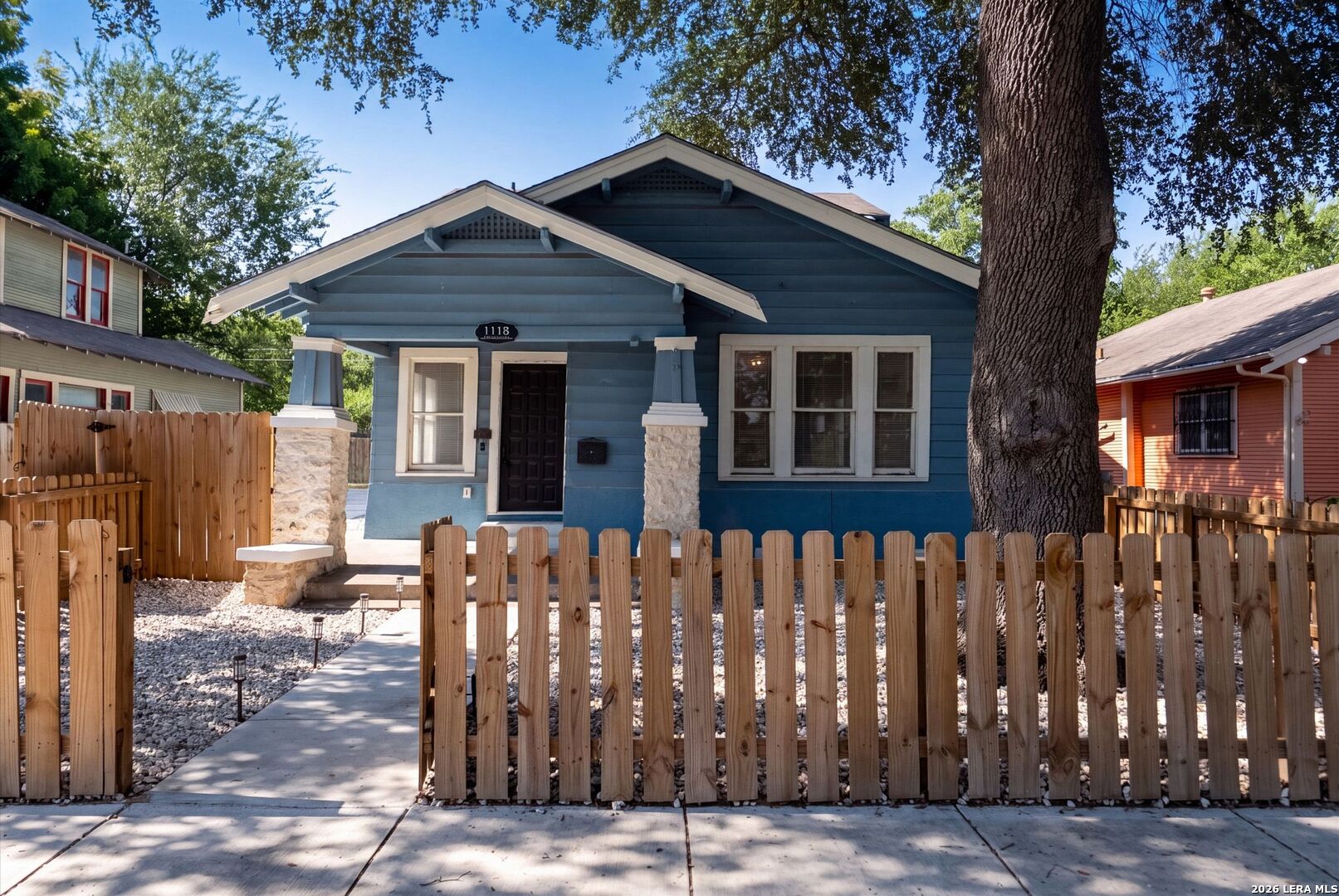 1118 W Summit Avenue San Antonio TX 78201