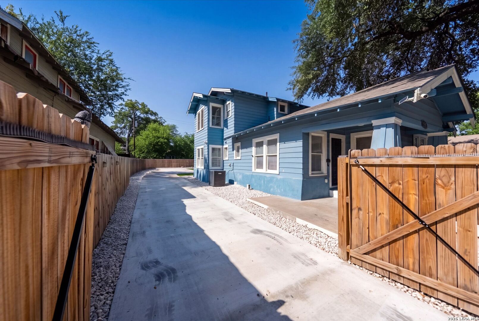 1118 W Summit Avenue San Antonio TX 78201