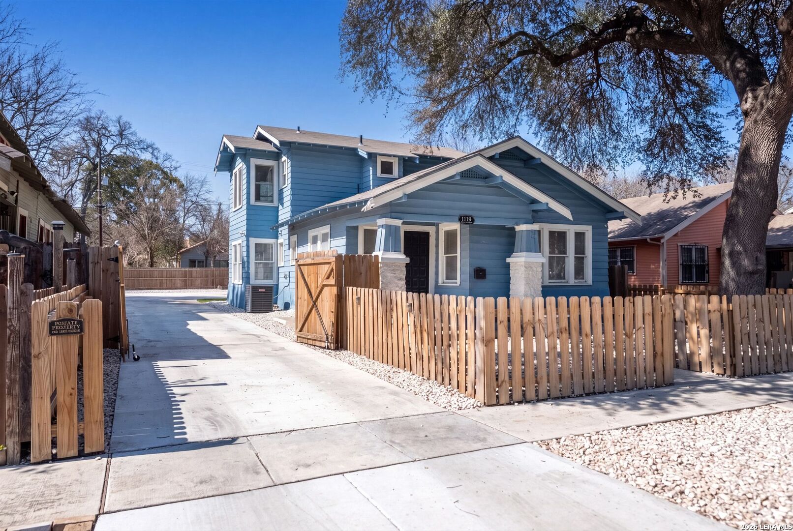 1118 W Summit Avenue San Antonio TX 78201