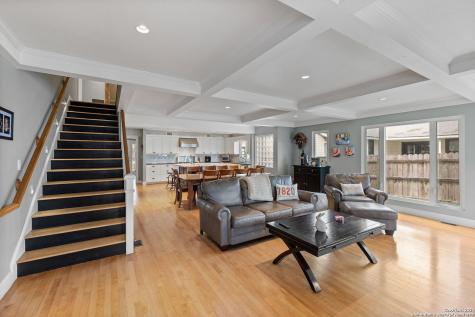 135 Blue Bonnet Boulevard Alamo Heights TX 78209