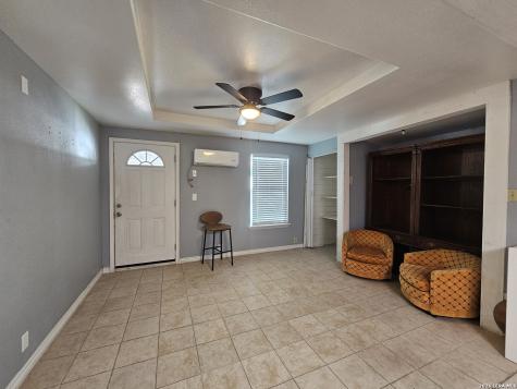 121 Hess San Antonio TX 78212