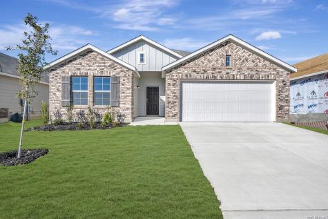 1104 Limestone Ridge Seguin TX 78155