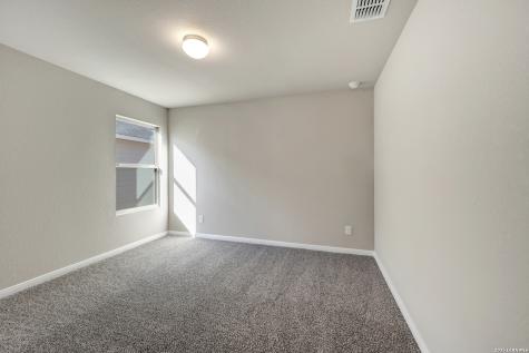 1104 Limestone Ridge Seguin TX 78155