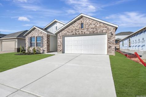 1104 Limestone Ridge Seguin TX 78155